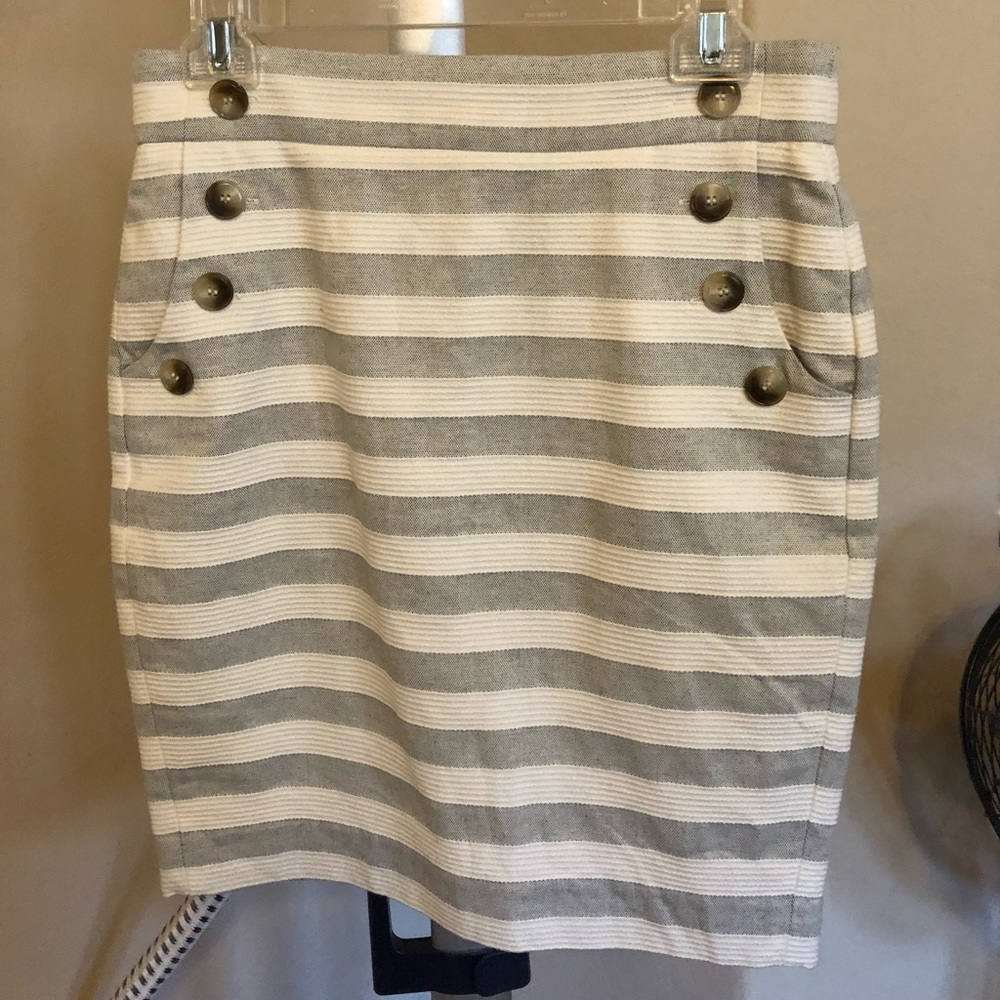 LOFT skirt size 6 petite
